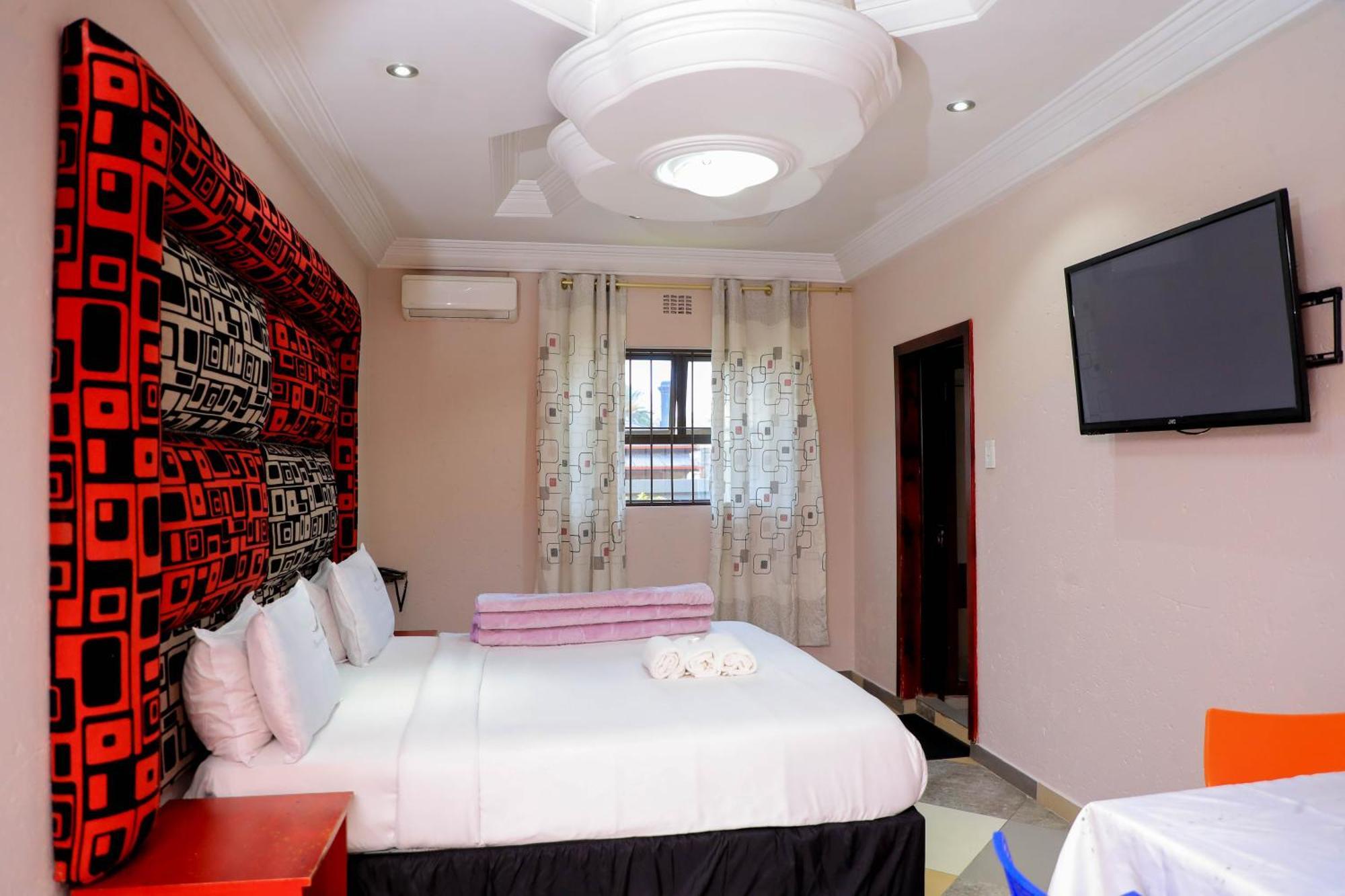Yeoville Hotel Йоханесбург Екстериор снимка